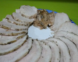 Foto del paso 2 de la receta: Lomo a la sal y finas hierbas en olla rápida y thermomix