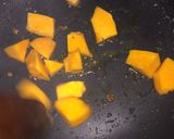A picture of step 2 of Spicy pumpkin soup.