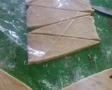Foto langkah ke 5 dari resep Croissant tanpa corsvet.