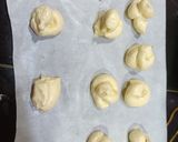 Foto langkah ke 2 dari resep Red Velvet Soft Cookies.