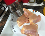 Foto del paso 1 de la receta: Contramuslos de Pollo al horno con verduras