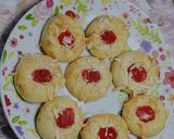 Foto langkah ke 6 dari resep Strawberry thumbprint cookies 🍓🍓🍓.