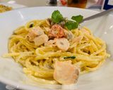 A picture of step 5 of Creamy salmon pasta.