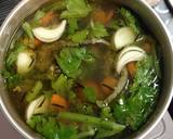 Chicken stock with leftover chicken bones