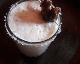 A picture of step 3 of Apple dates milkshake.