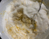 Foto del paso 6 de la receta: Postre rumano muy sencillo y merecedor.Bizcocho súper esponjoso con frambuesas