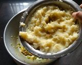 A picture of step 1 of Aloo paratha.