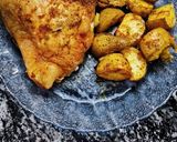 Foto del paso 4 de la receta: Pollo al horno con papines