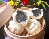 Hình bước làm 3 của món Bánh bao nhân mè đen