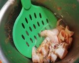Foto del paso 2 de la receta: Pescado con falsa salsa de langostinos 🐟🤫