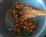 A picture of step 3 of Sweet Corn Soup.
