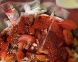 صورة لخطوة 5 من وصفة صينية فخاد وصدورة مع بصل وبطاطا وبندورة