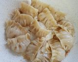 Foto langkah ke 5 dari resep Gyoza Ayam.