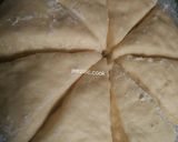 Foto langkah ke 4 dari resep Donat Pizza | Pizza Doughnut.