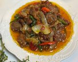 Foto langkah ke 3 dari resep Oseng Sapi Cabe Pedas.