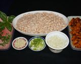 Foto del paso 2 de la receta: Crema vegana de porotos blancos con zapallo kabocha asado