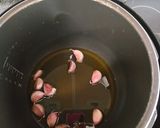Foto del paso 1 de la receta: Pollo al ajillo con champiñones en olla GM G