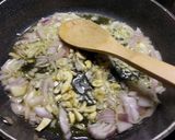 A picture of step 1 of Oyster Mushrooms with Mustard Sauce.