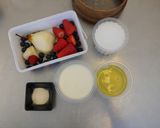 Foto del paso 1 de la receta: Mousse frutal 🫐🍓