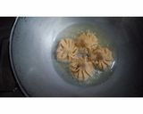 A picture of step 3 of Whole Wheat Veg Tandoori Momo without tandoor.