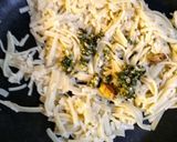 Foto del paso 2 de la receta: Fideos caseros a la crema de albahaca y ajo