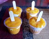 A picture of step 2 of Mango ice cream.