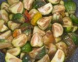 Foto langkah ke 3 dari resep Tumis Terong Bulat.