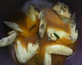 Foto langkah ke 1 dari resep Honey & Spicy Chicken Wings.