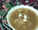 A picture of step 9 of Chicken and egg soup.