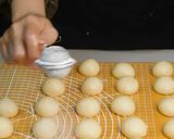 Foto langkah ke 4 dari resep Donat Kentang.