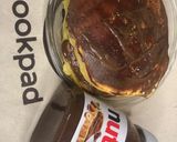 A picture of step 5 of Nutella pancakes.