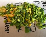 Une image de l'étape 2 de Pavés de truite aux tomates et poivrons verts.