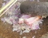 Foto langkah ke 2 dari resep Tumis Oncom Leunca.