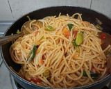 A picture of step 4 of Spaghetti With Indo - Chinese Twist.