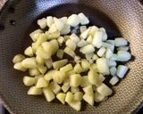 Foto del paso 1 de la receta: Chorizo alemán con puré de papas al huevo