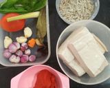 Foto langkah ke 1 dari resep Asam Padeh Teri Tahu.