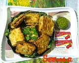 A picture of step 9 of Biscuit samosa.