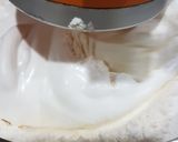 Foto langkah ke 2 dari resep Bolu kukus tiramisu putih telor.