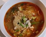 รูปขั้นตอนการทำที่ 5 ของ เส้นเล็กต้มยำอกไก่