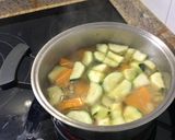 Foto del paso 4 de la receta: Crema de verduras light 🍆🥒