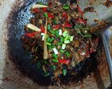 Foto langkah ke 3 dari resep Kerang Saos Tiram ala Warteg.