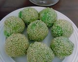 Foto langkah ke 7 dari resep Oncopan (Onde2 Coklat Pandan).