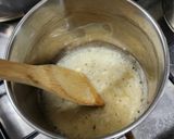 Foto del paso 3 de la receta: La salsa bechamel como la hacía mi mamá