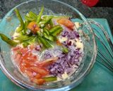 A picture of step 4 of Vegetables Omlette.