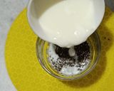 A picture of step 2 of Chia Seed Overnight Bowl without Sugar.