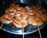 Foto langkah ke 5 dari resep Udang bakar madu + sambal tomat terasi.