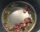 A picture of step 1 of Pasta puttanesca.