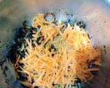 A picture of step 2 of Chicken pilau.