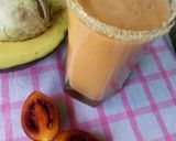 A picture of step 1 of Mixed fruit smoothie.