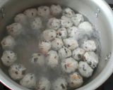 Foto langkah ke 4 dari resep Bakso Ayam Jamur Wortel (home made).